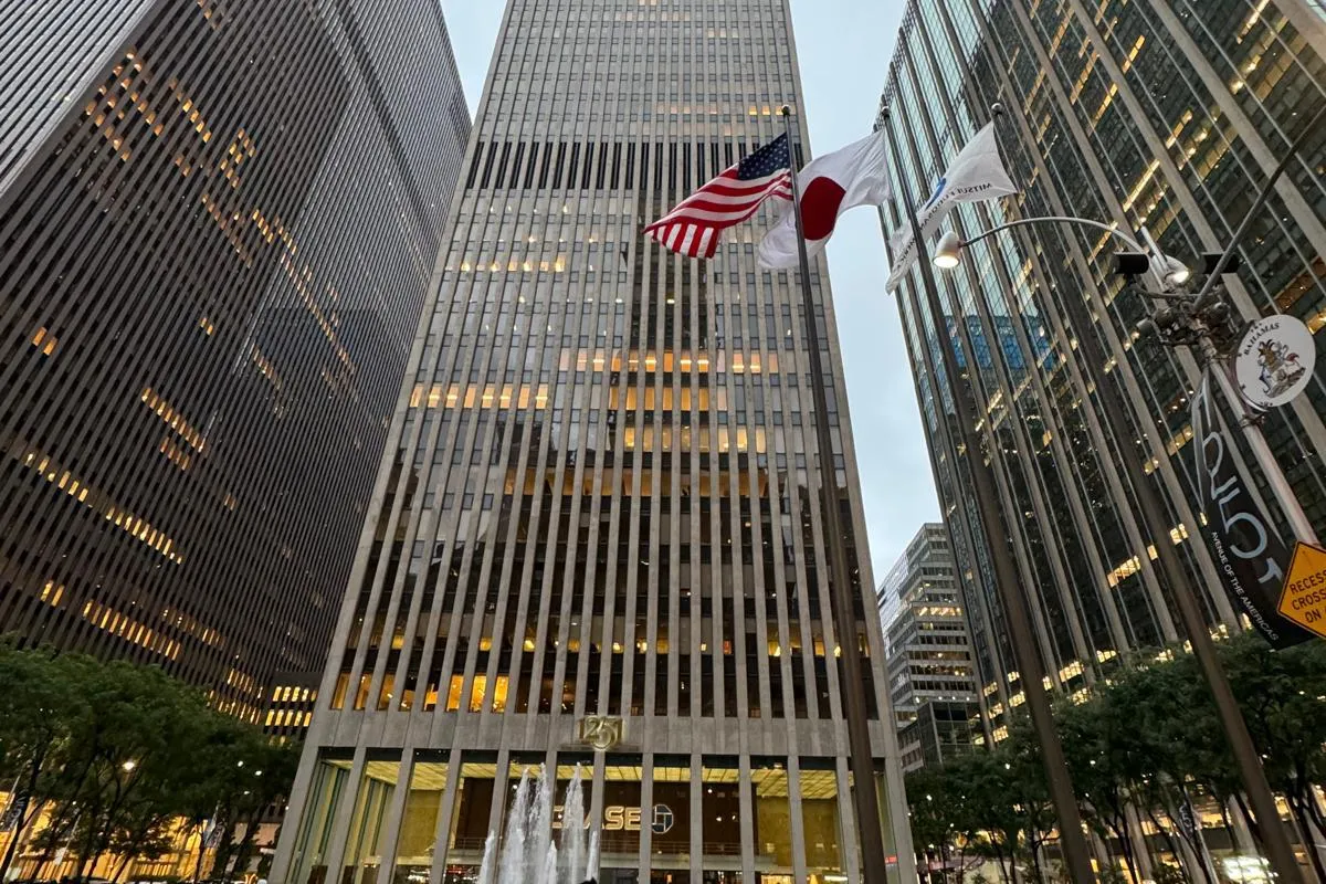 Roofing at 1251 Avenue of Americas, New York, NY