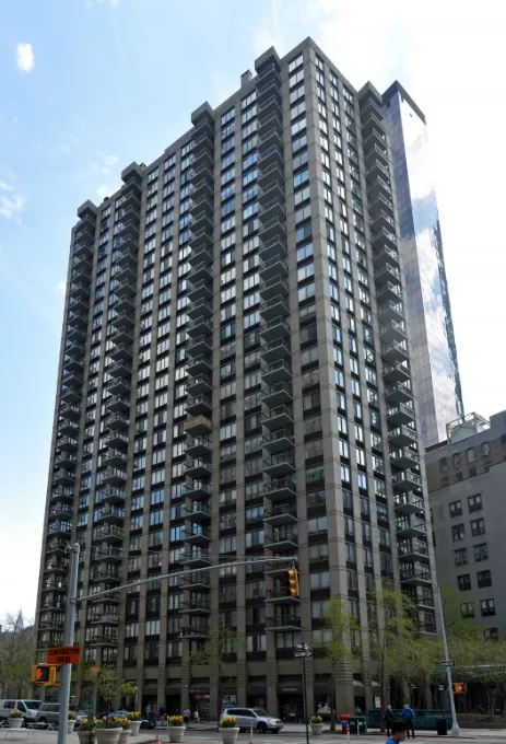 Roofing & Facade Restoration at 5 East 22nd Street, New York, NY 10010